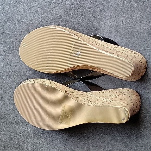 Red Circle heel Size 7 - Picture 4 of 9